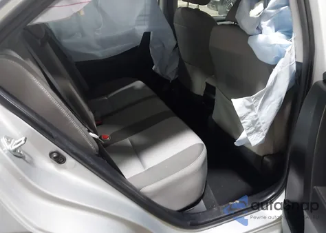 2019 Toyota Corolla Le z USA, uszkodzony, nr VIN 2T1BURHE2KC189972